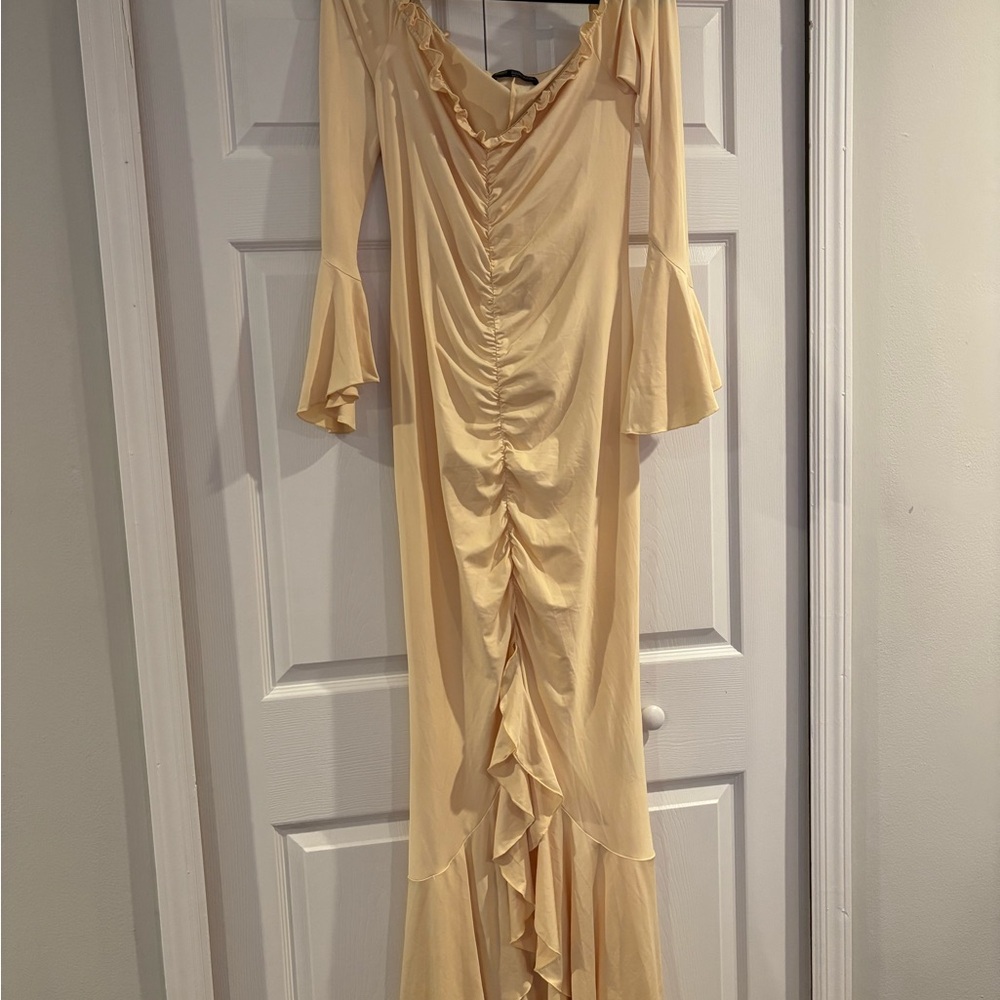 Finesse Cream Long Sleeve Ruched Dress